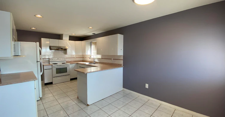 2 Bed Suite-5536 Neville Street, Burnaby, BC, V5J 2H7 - 7