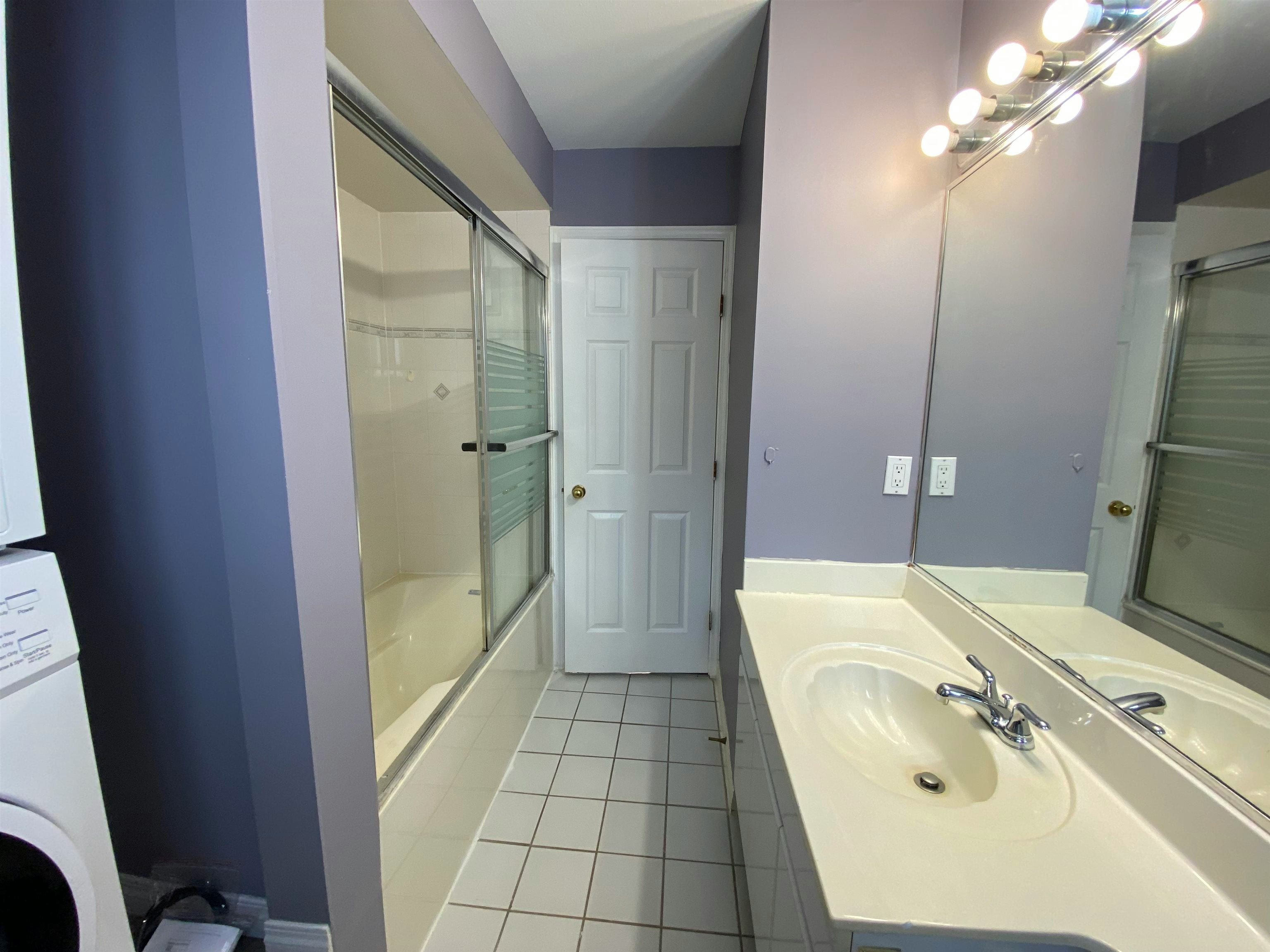 2 Bed Suite-5536 Neville Street, Burnaby, BC, V5J 2H7 - 11