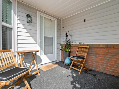 5A-46354 Brooks Avenue - 5