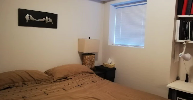 2016 East 7th Avenue Basement Suite, Vancouver, BC, V5N 1S6 - 8