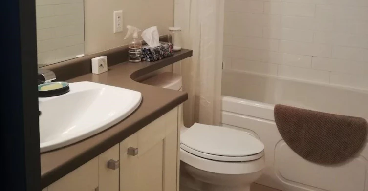 2016 East 7th Avenue Basement Suite, Vancouver, BC, V5N 1S6 - 10