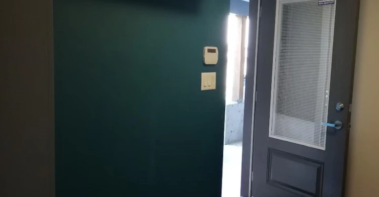 2016 East 7th Avenue Basement Suite, Vancouver, BC, V5N 1S6 - 12