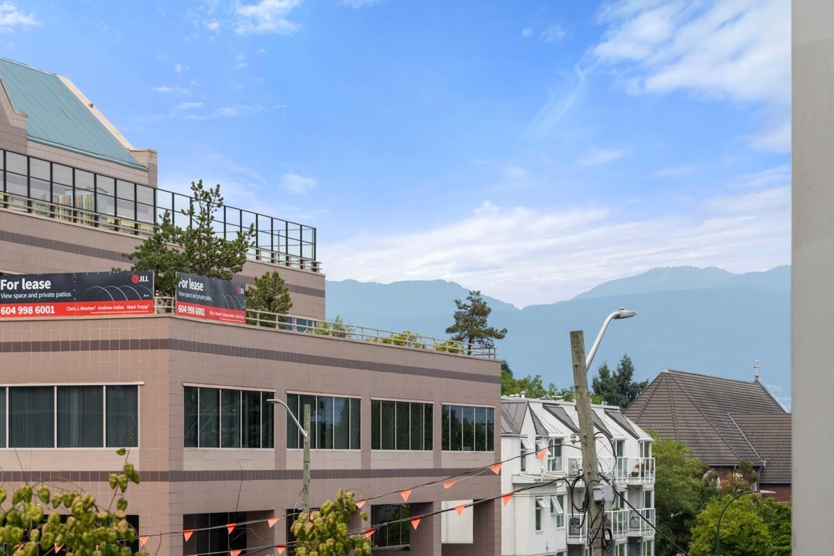 302-2528 Maple Street, Vancouver, BC, V6J 0B5 - 11