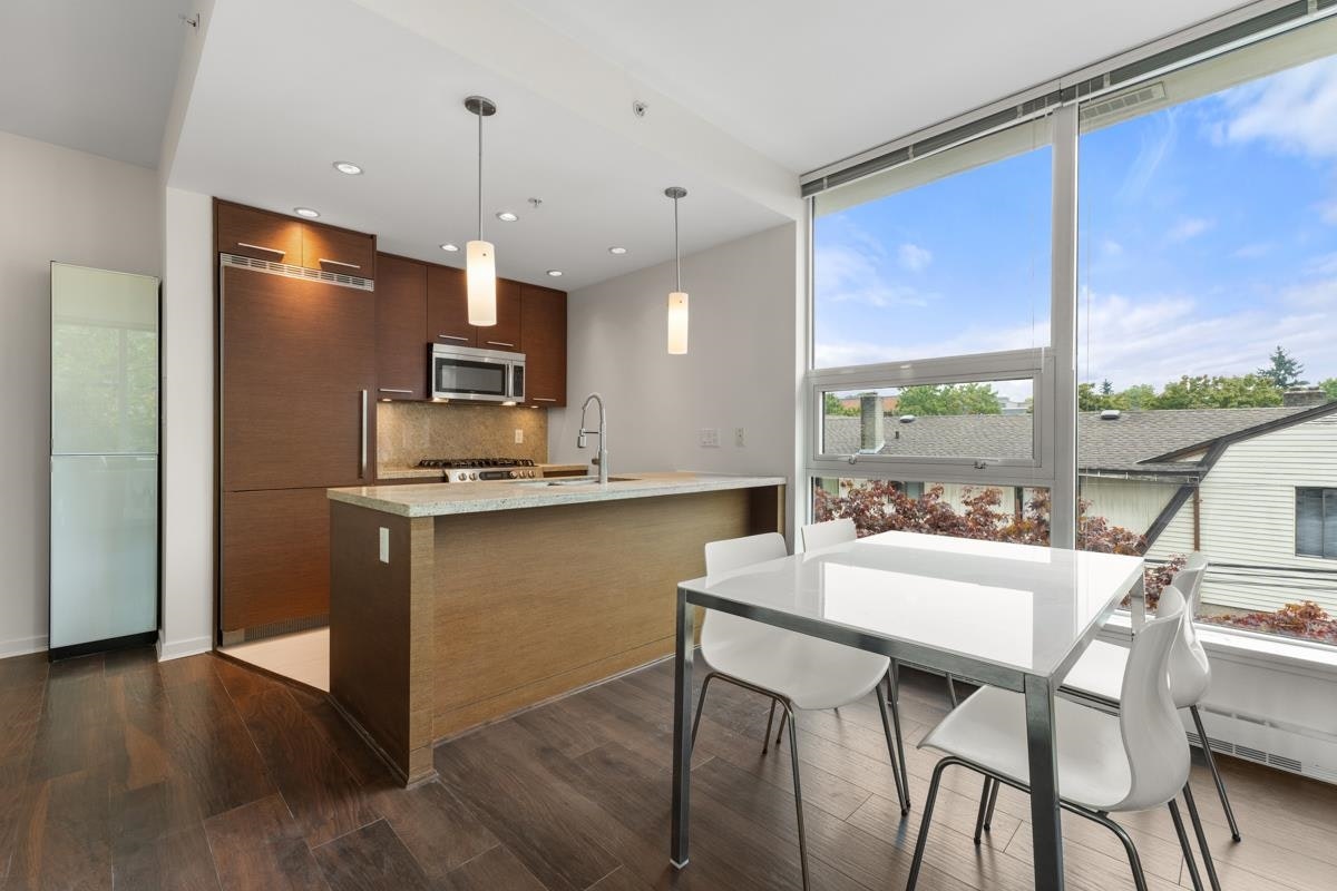 302-2528 Maple Street, Vancouver, BC, V6J 0B5 - 4