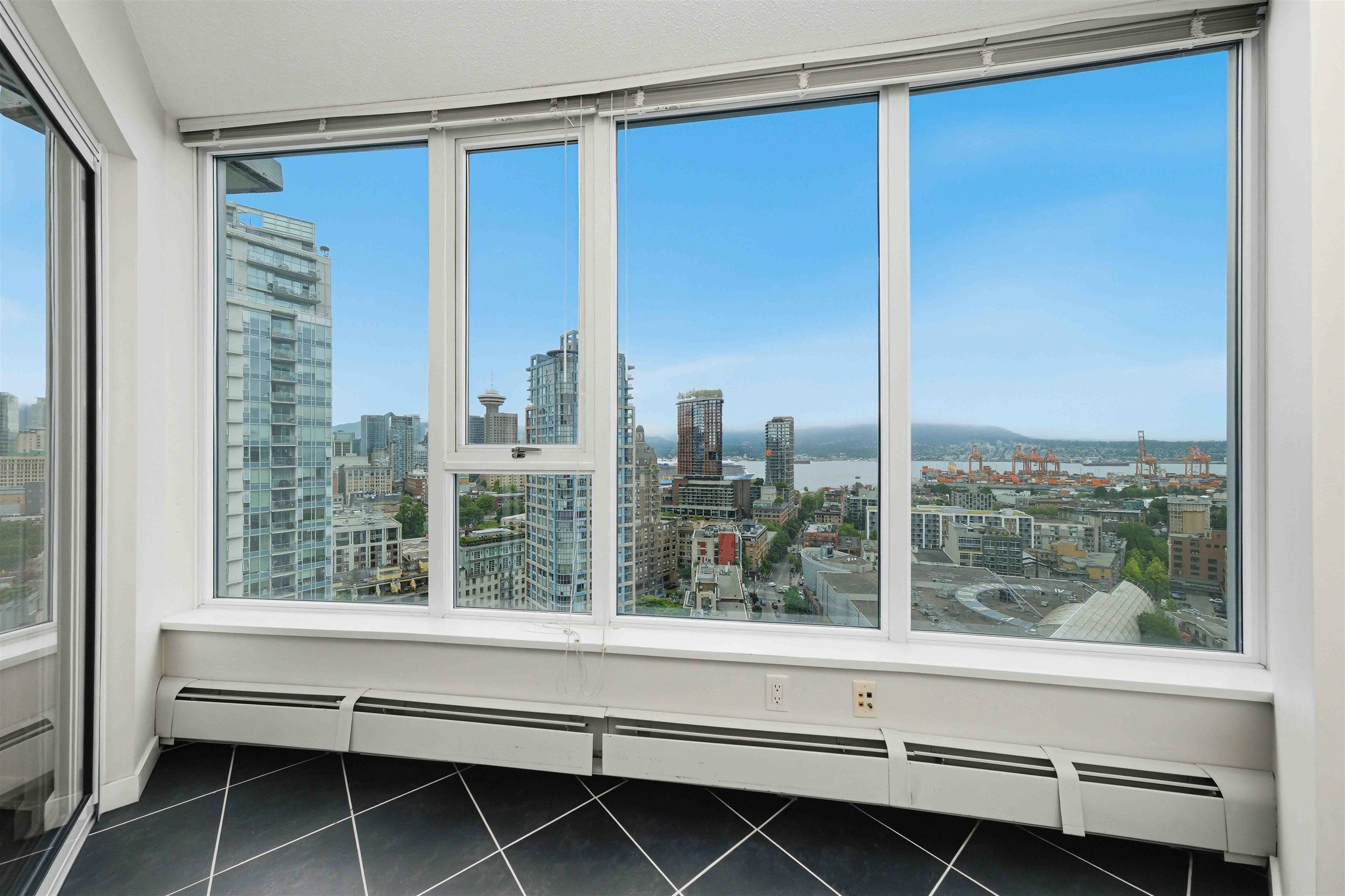 2901-689 Abbott Street, Vancouver, BC, V6B 0J2 - 11