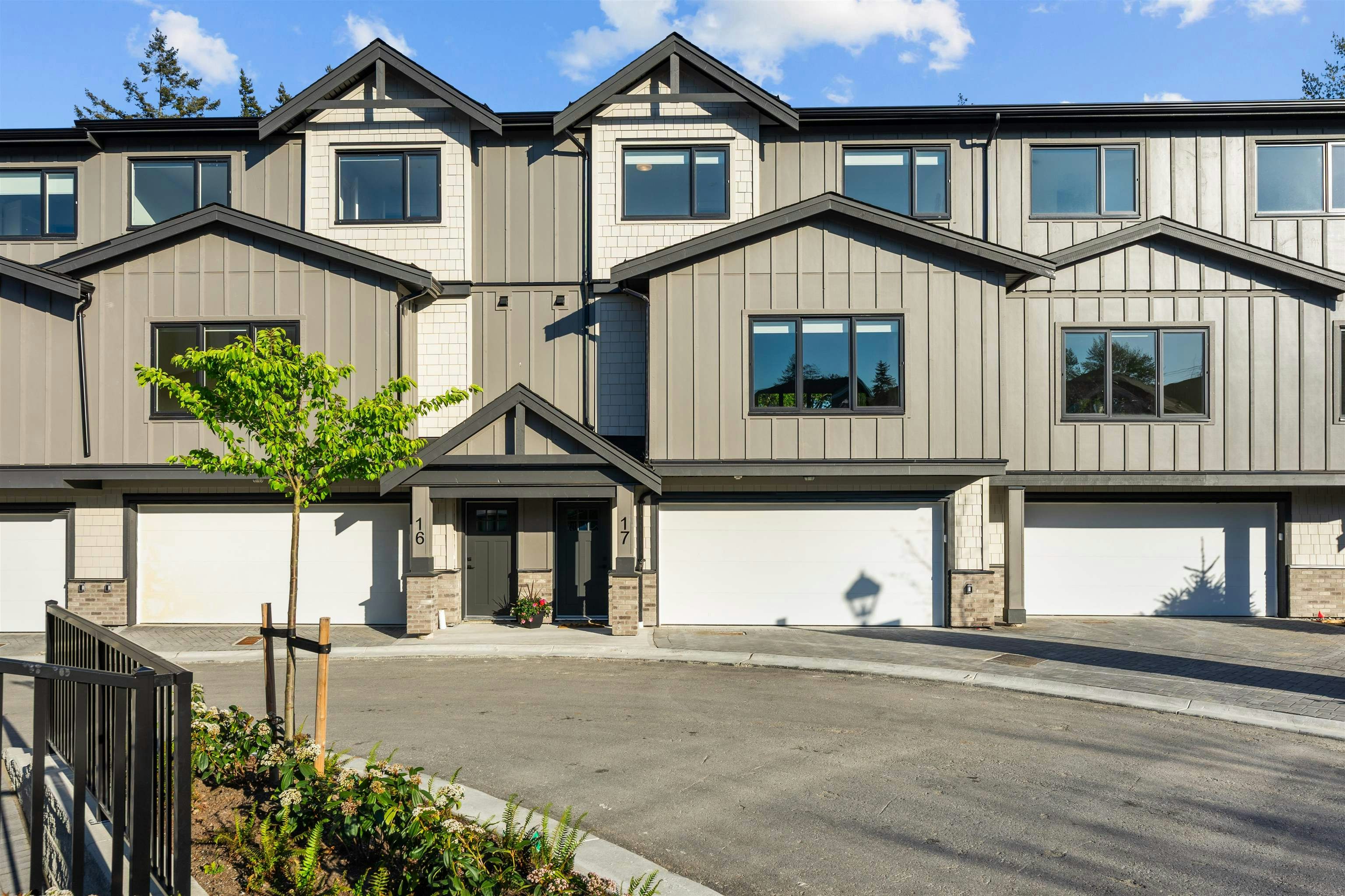 12-6828 208a Street, Langley, BC, V2Y 4C4