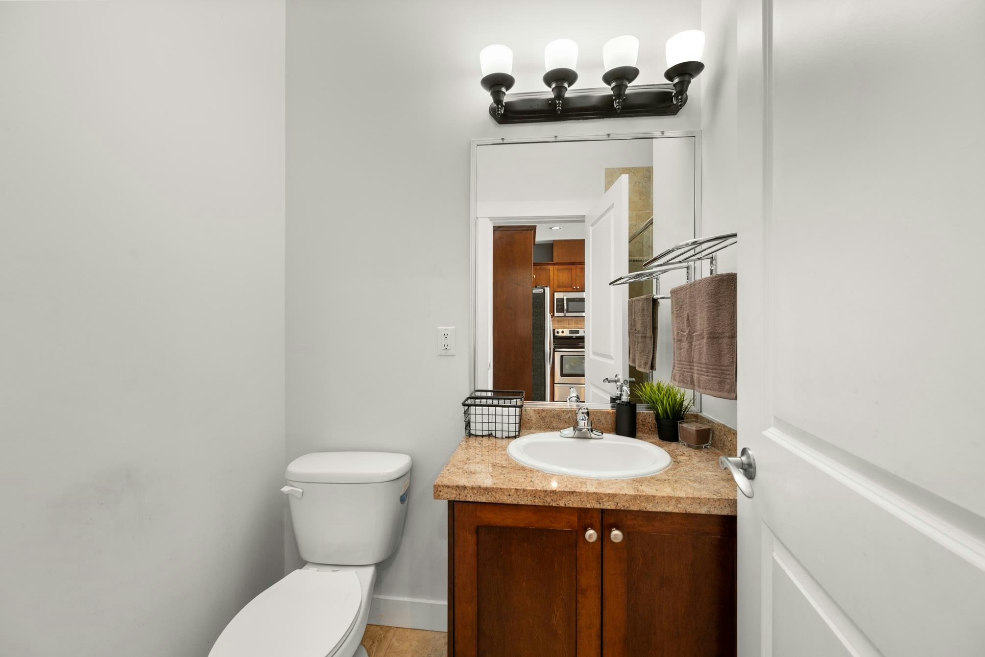 303-14333 104 Avenue, Surrey, BC, V3T 0E1 - 15