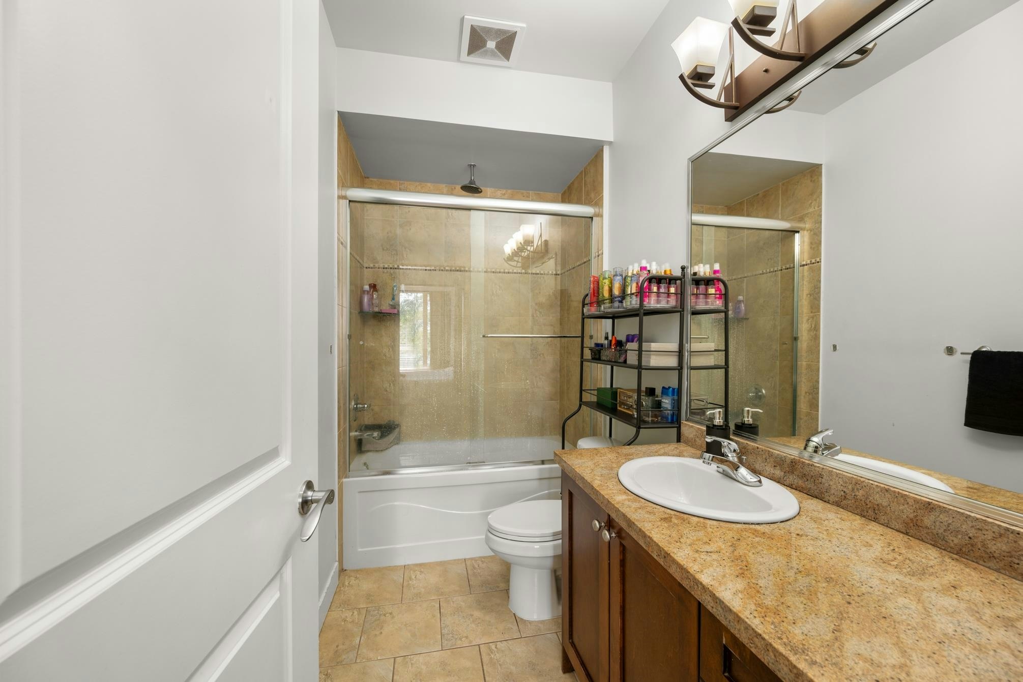 303-14333 104 Avenue, Surrey, BC, V3T 0E1 - 14