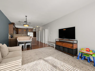 303-14333 104 Avenue - 4