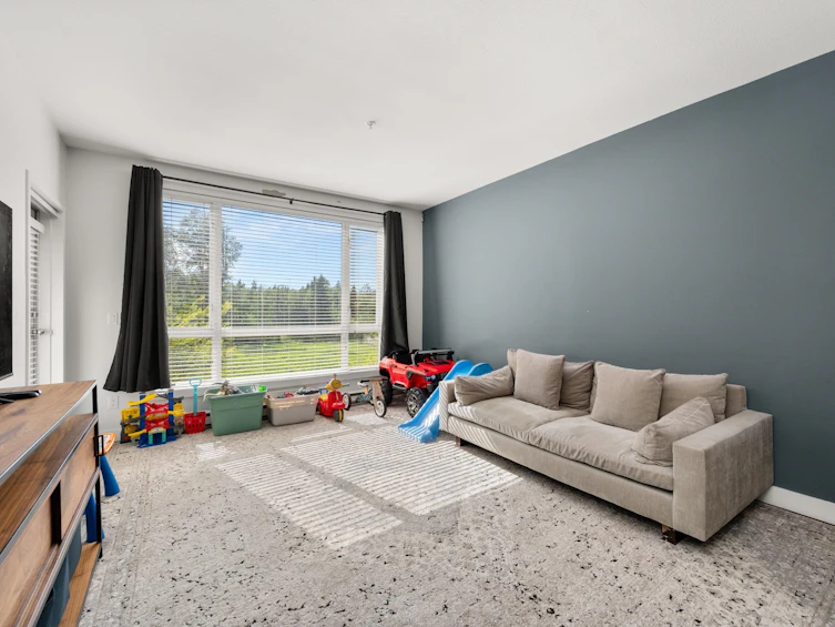 303-14333 104 Avenue, Surrey, BC, V3T 0E1 - 2