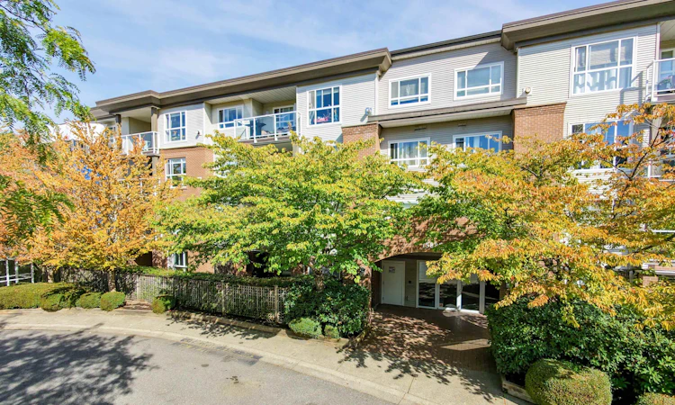 102-15885 84 Avenue
