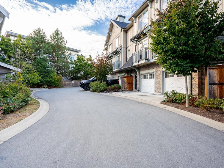 48-20487 65 Avenue, Langley, BC, V2Y 3K8 - 2