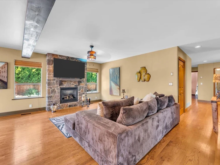 5955 189a Street, Surrey, BC, V3S 7W5 - 11