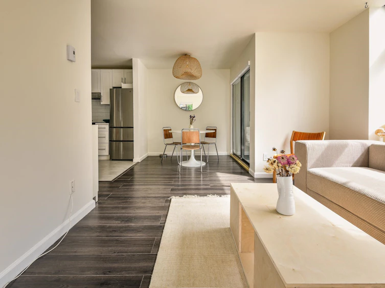 209-2173 W 6 Avenue, Vancouver, BC, V6K 1V5 - 11
