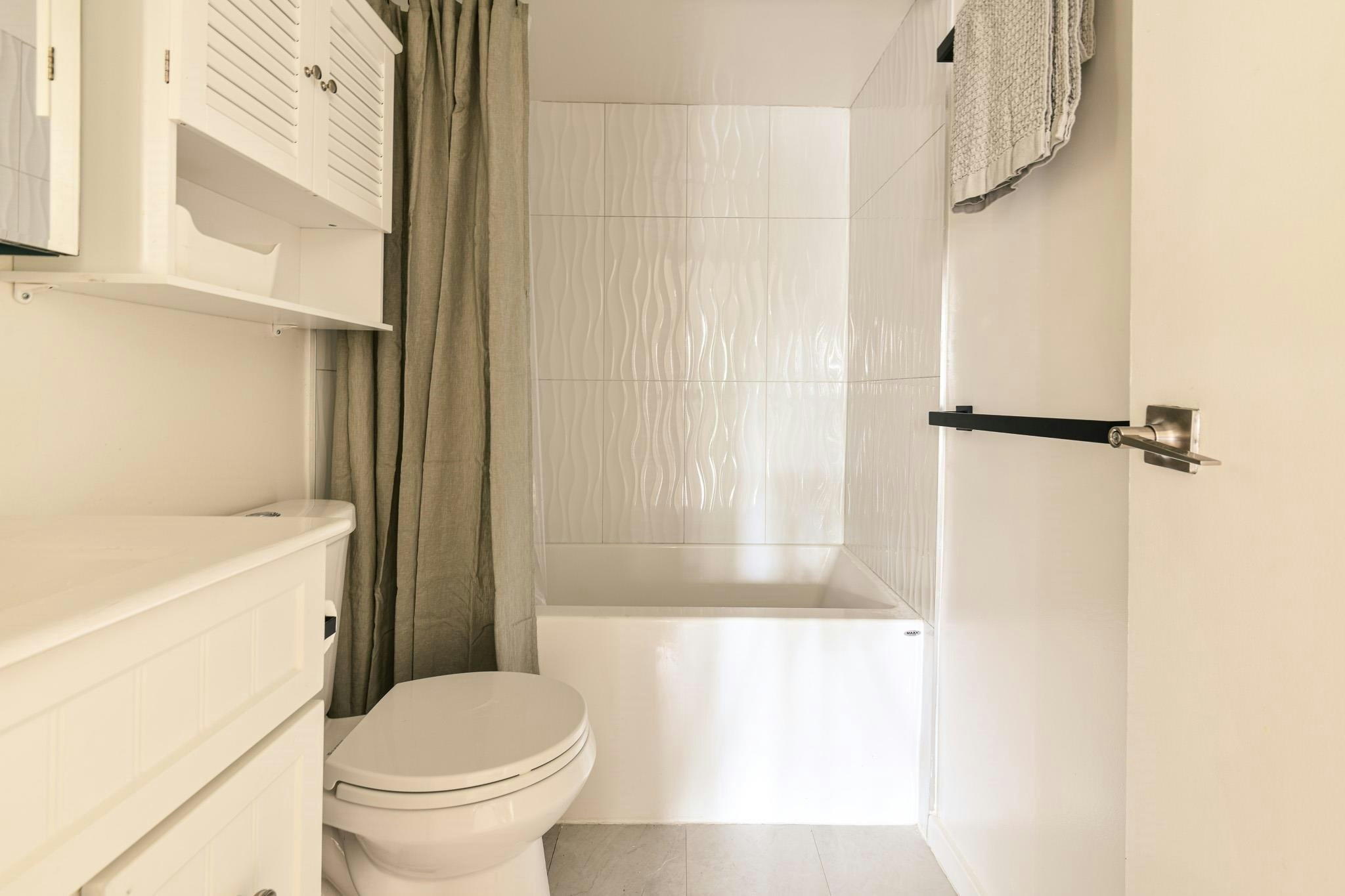 209-2173 W 6 Avenue, Vancouver, BC, V6K 1V5 - 34