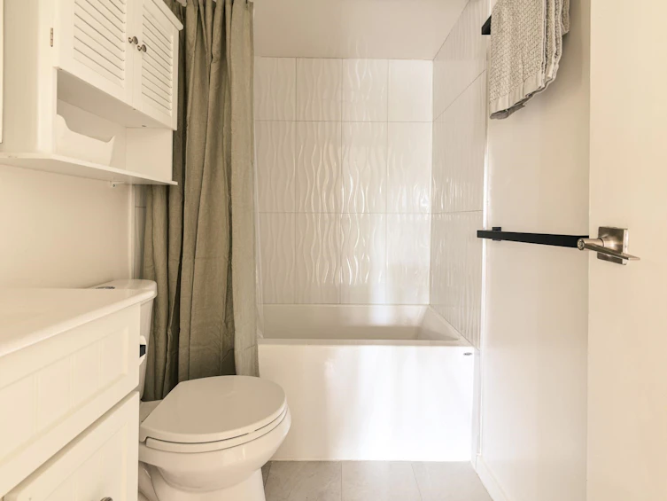 209-2173 W 6 Avenue, Vancouver, BC, V6K 1V5 - 34