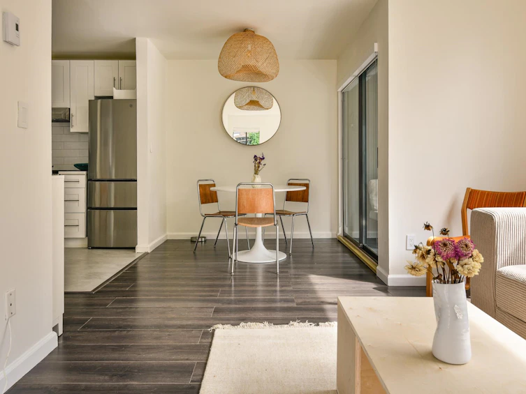 209-2173 W 6 Avenue, Vancouver, BC, V6K 1V5 - 12