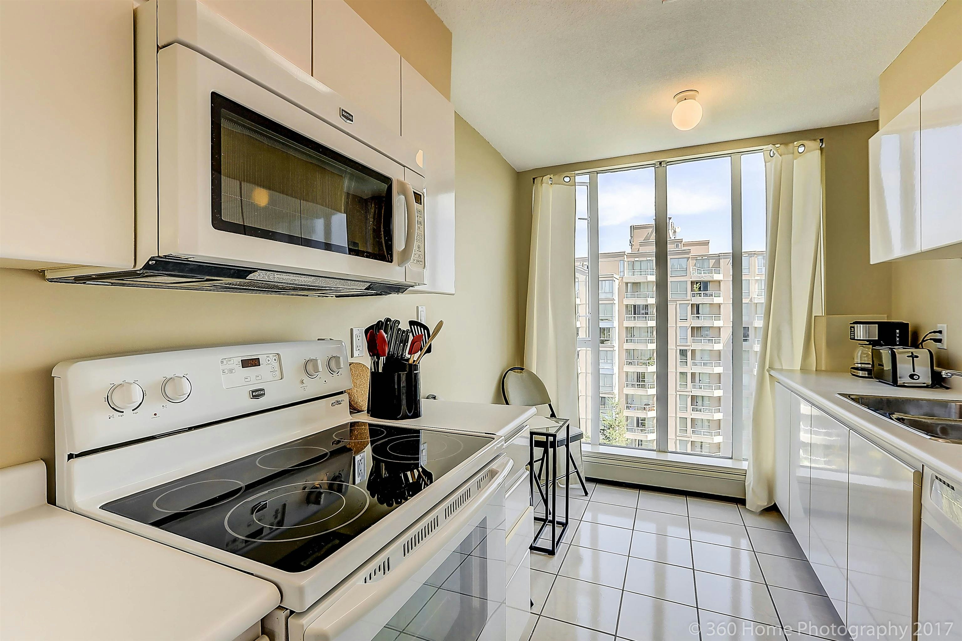1002-3061 E Kent Avenue North, Vancouver, BC, V5S 4P5 - 11