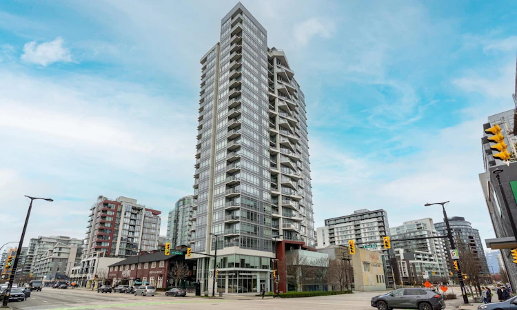 1604-1775 Quebec Street