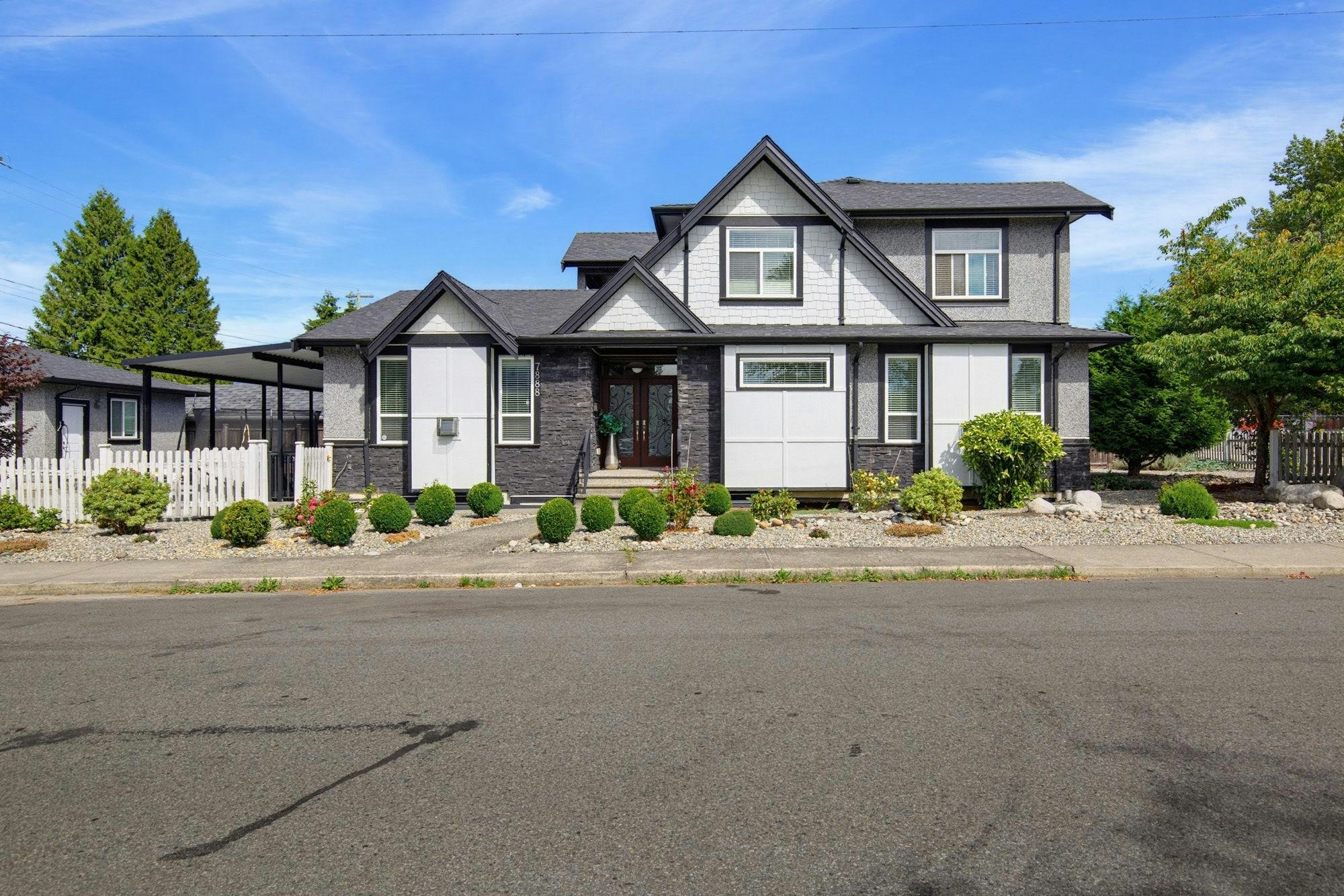 7888 Coquitlam Street, Burnaby, BC, V3N 0E5