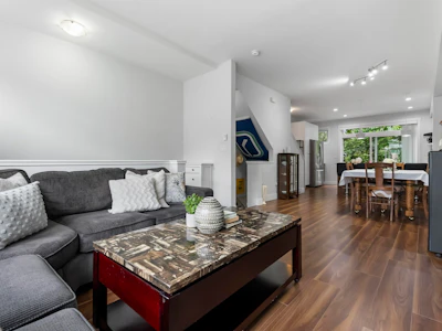 66-14433 60 Avenue - 3