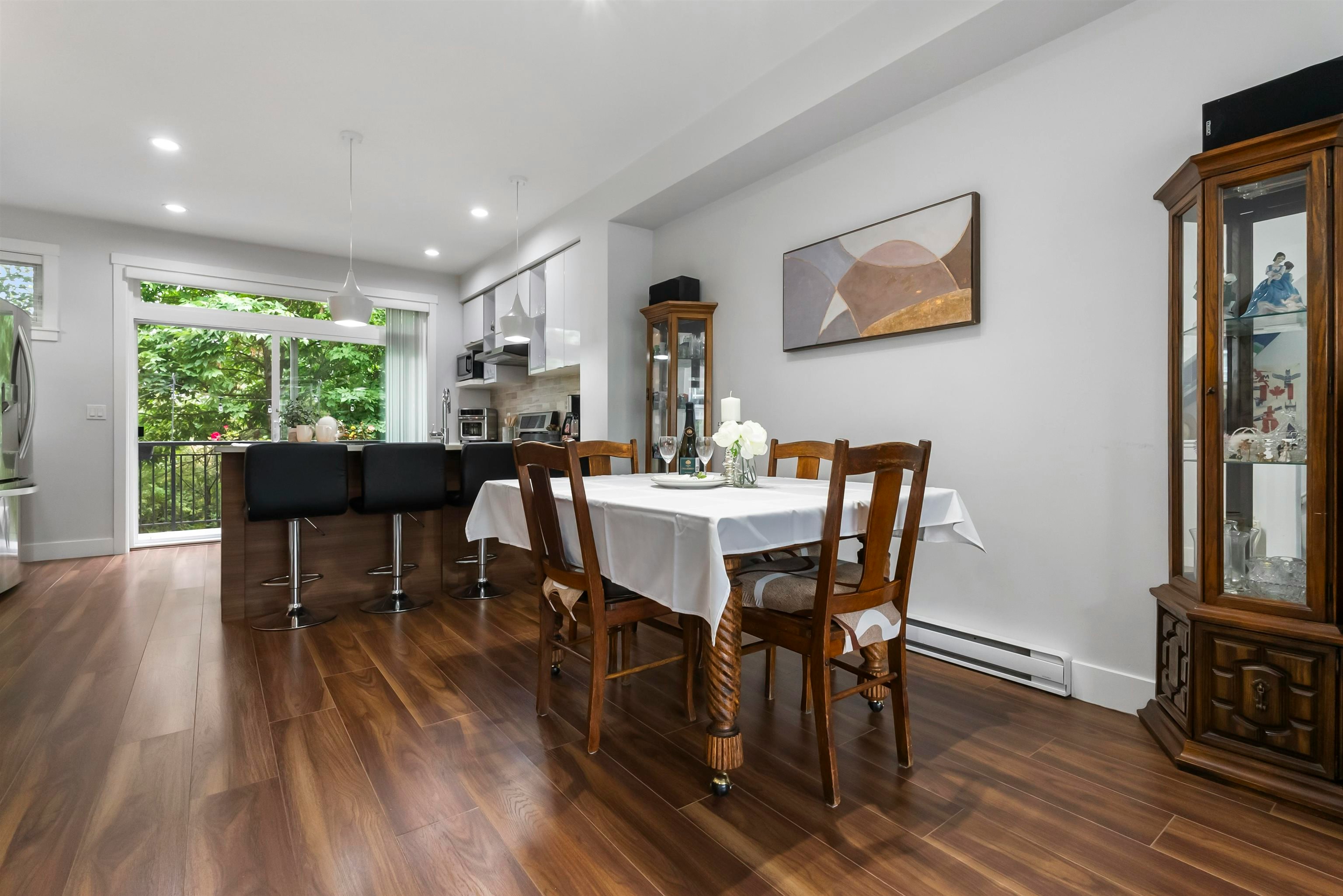 66-14433 60 Avenue - 5