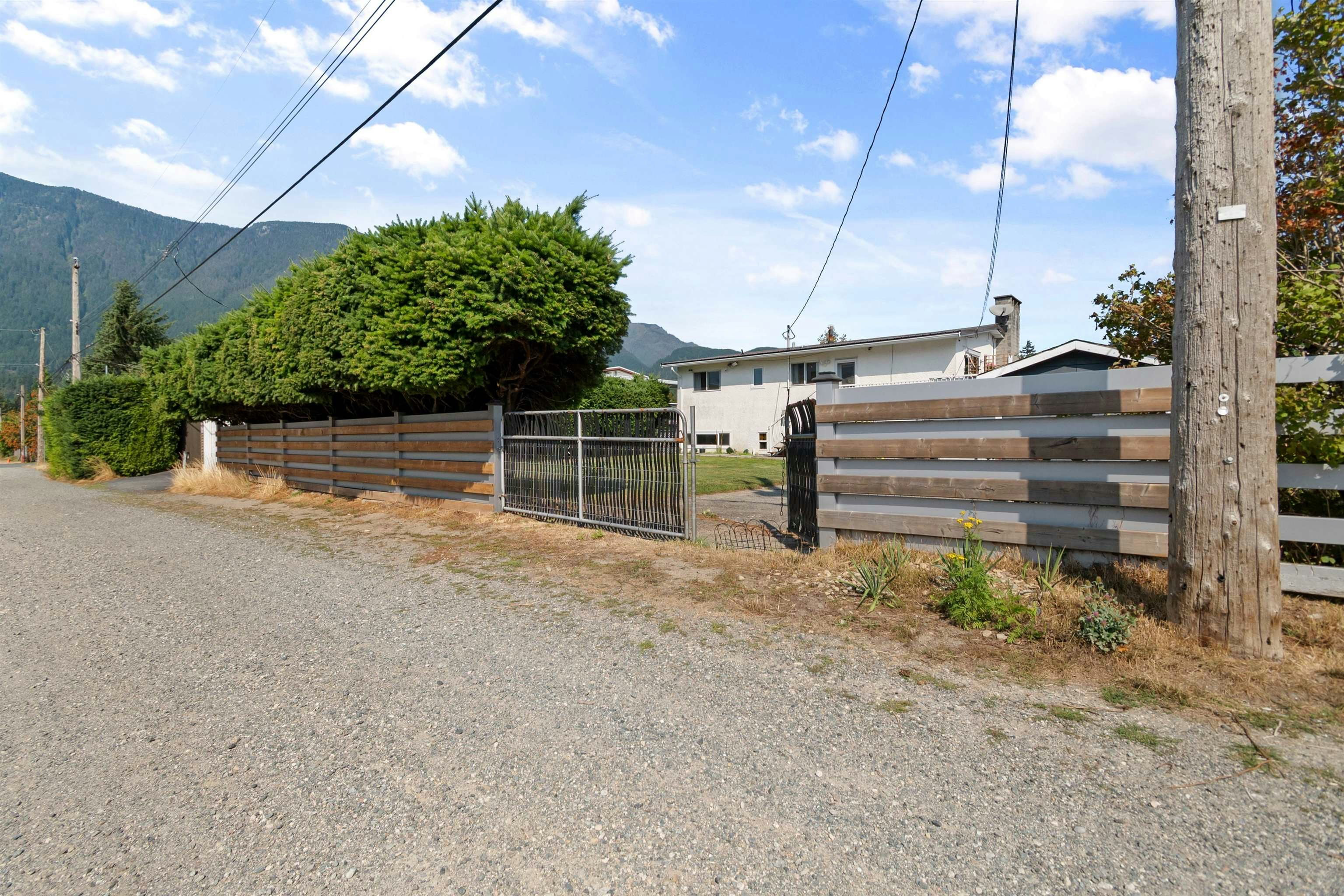 630 Thacker Avenue, Hope, BC, V0X 1L0 - 31