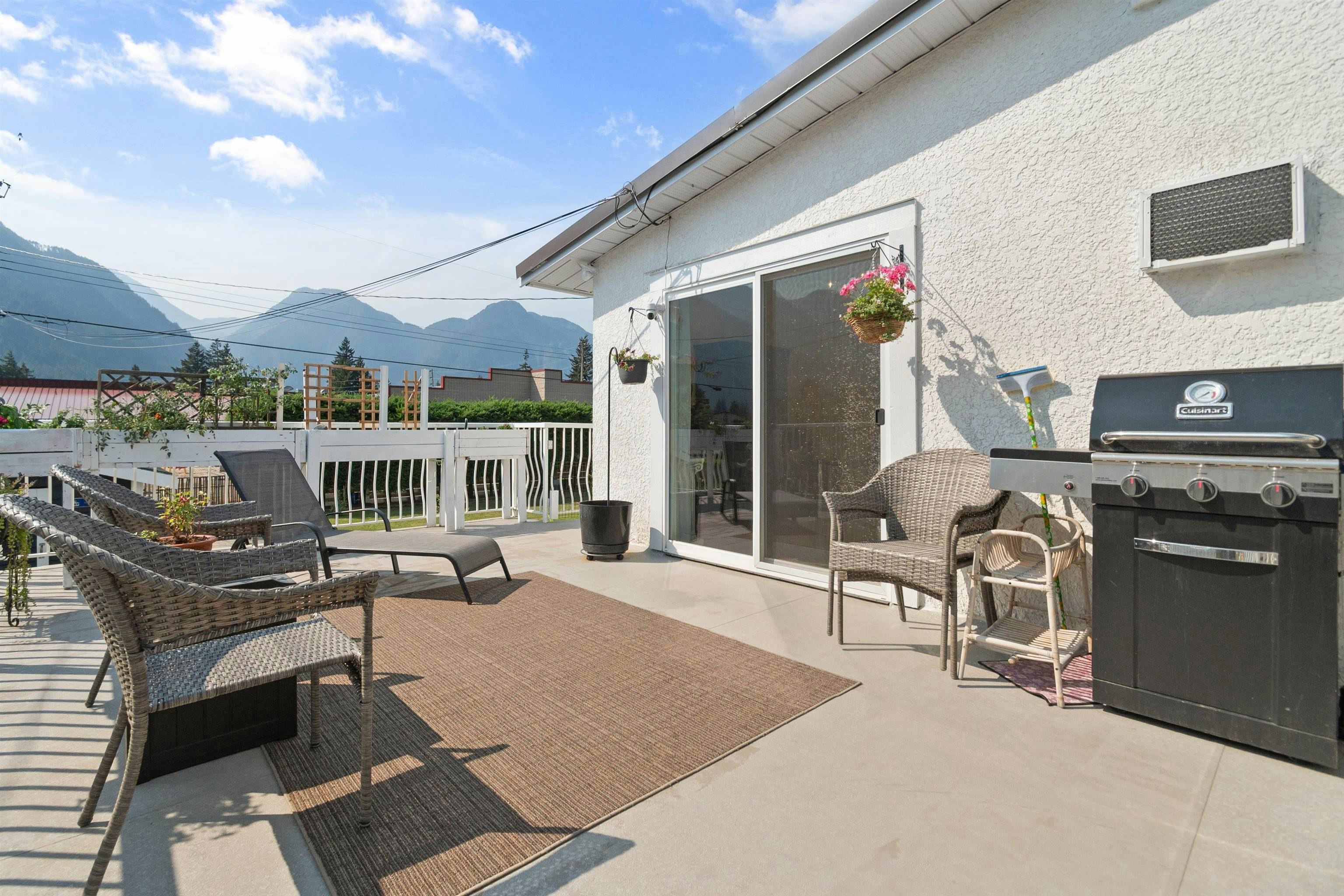 630 Thacker Avenue, Hope, BC, V0X 1L0 - 28