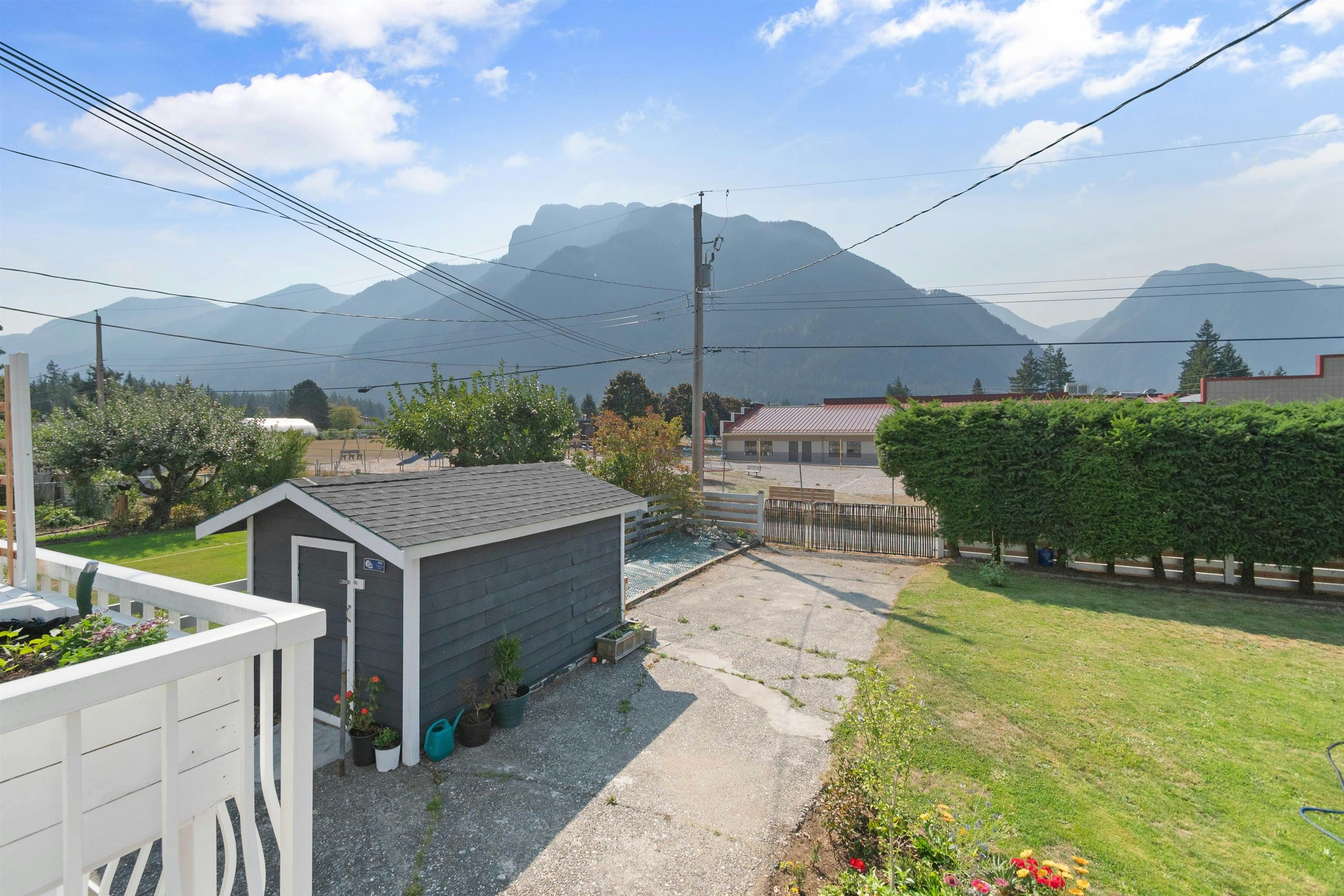 630 Thacker Avenue, Hope, BC, V0X 1L0 - 30