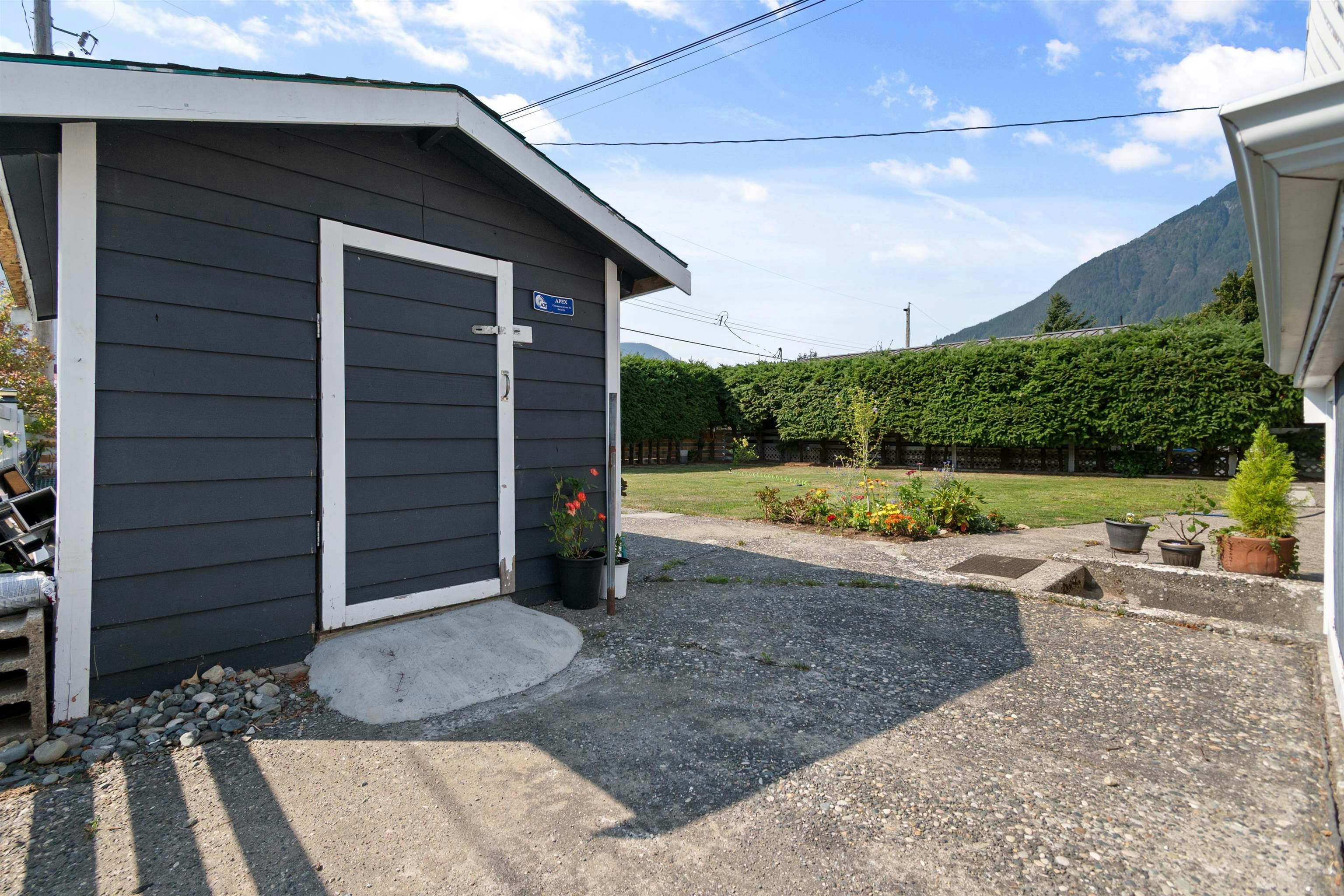 630 Thacker Avenue, Hope, BC, V0X 1L0 - 32