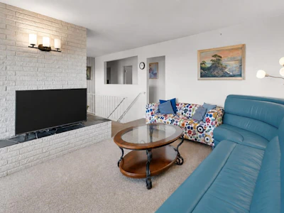 403 Newdale Court - 5