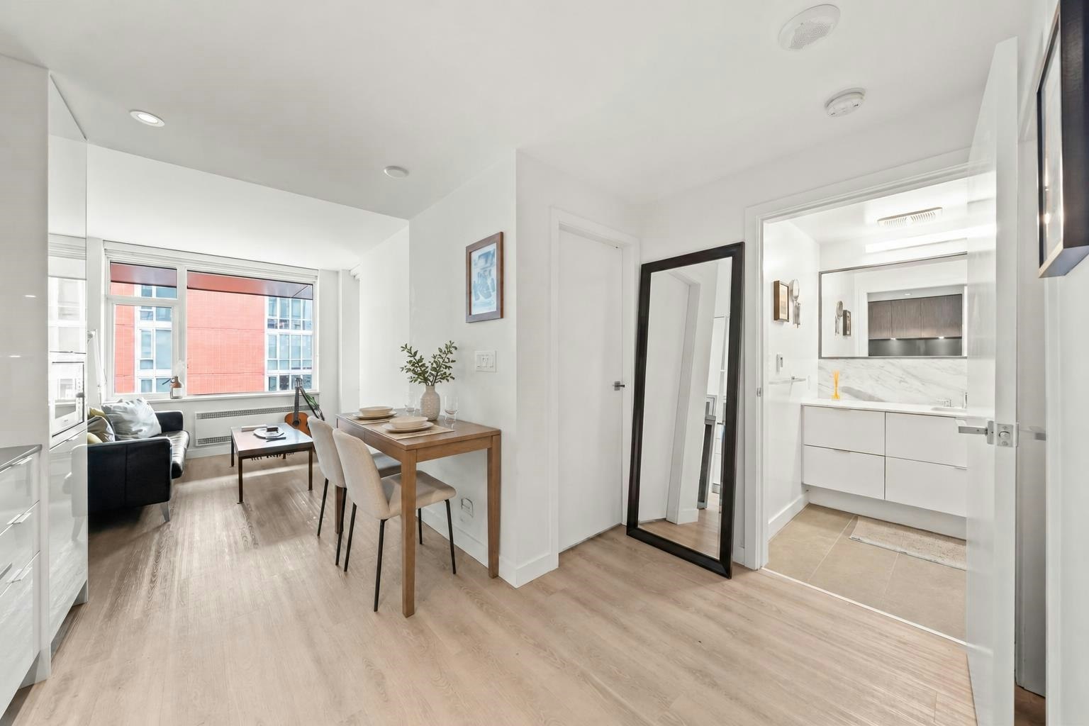 710-209 E 7th Avenue, Vancouver, BC, V5T 0H3 - 2