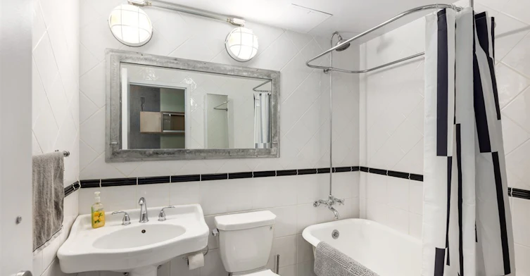3XX-1529 W 6th Avenue, Vancouver, BC, V6J 1R1 - 12