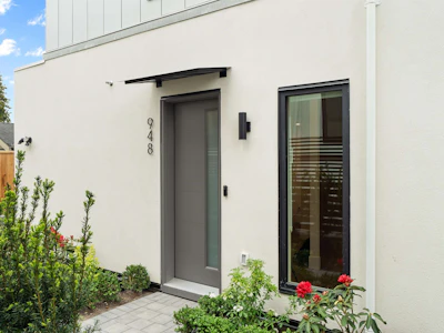 948 W 57th Avenue - 2