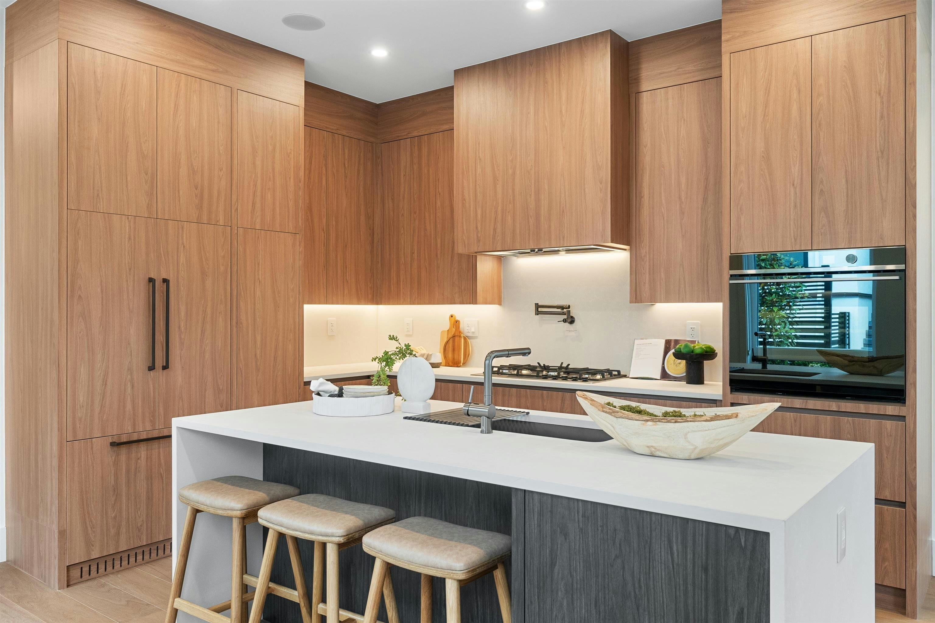 948 W 57th Avenue - 3