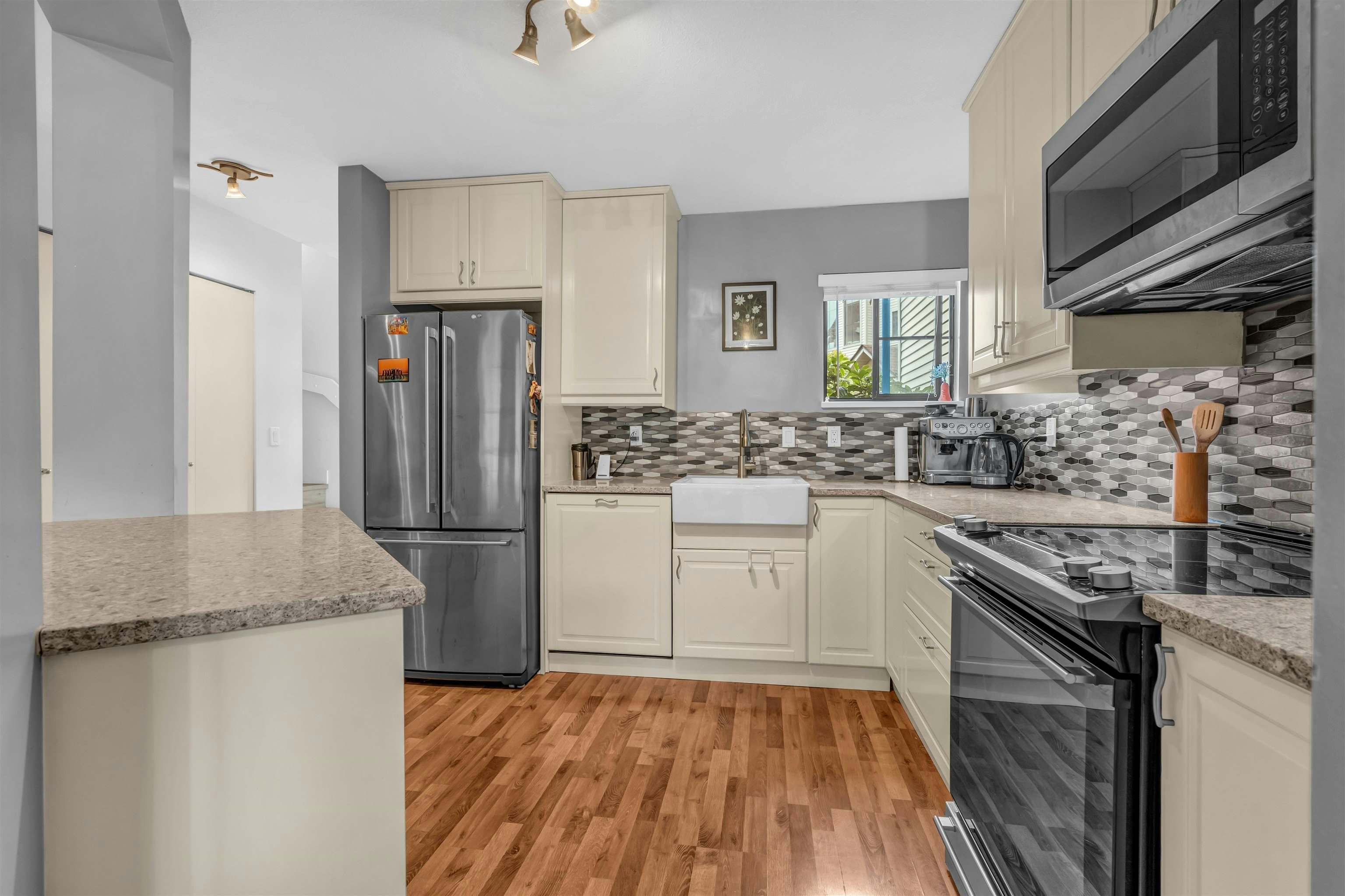 3-98 Begin Street - 3