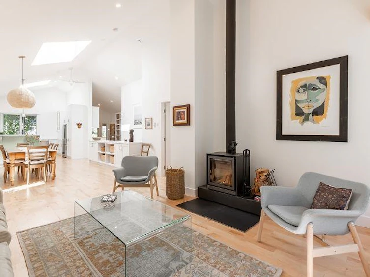 411 7th Avenue, Hope, BC, V0X 1L0 - 2