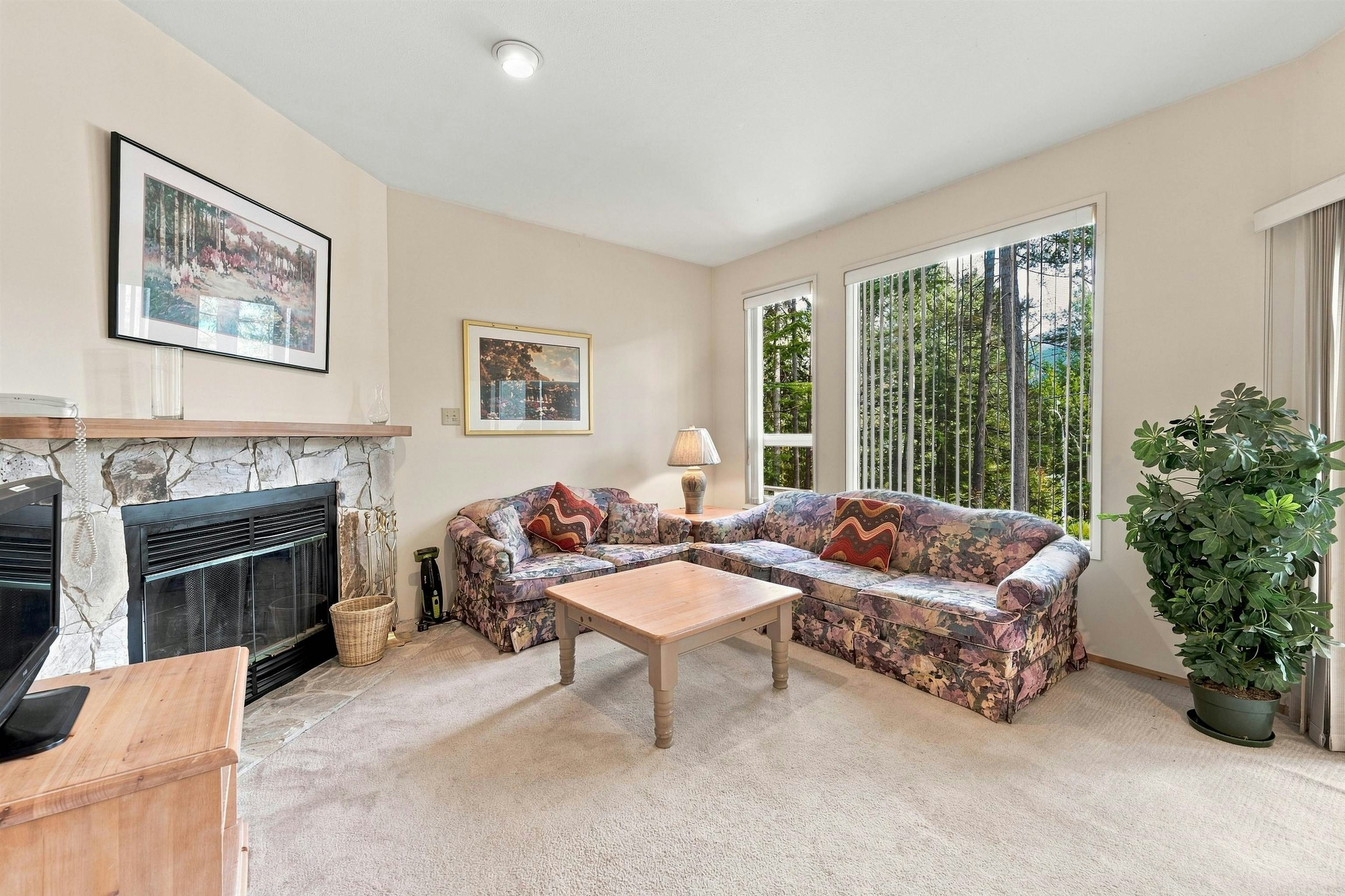 62-6127 Eagleridge Crescent - 2