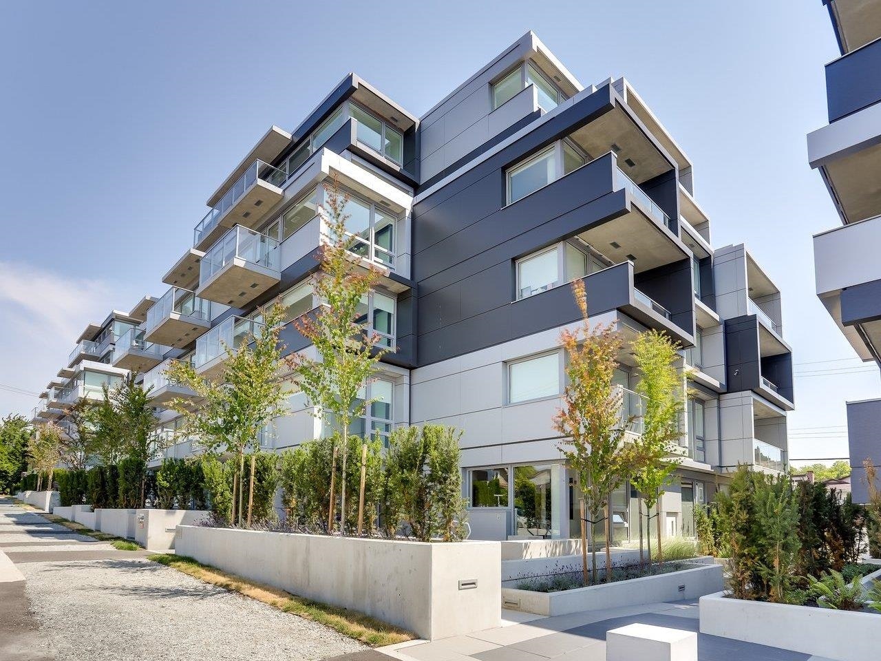 602-8030 Oak Street, Vancouver, BC, V6P 0M9