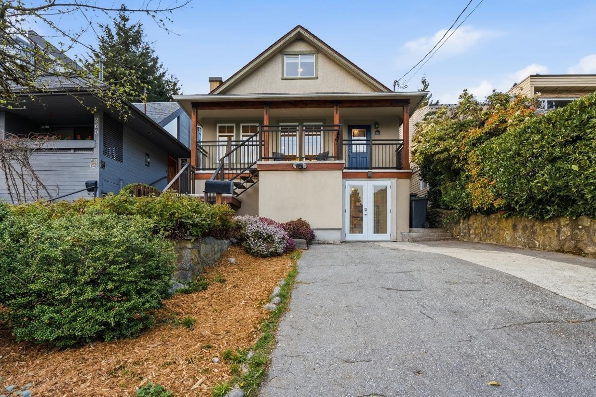 272 E Osborne Road, North Vancouver, BC, V7N 1M1