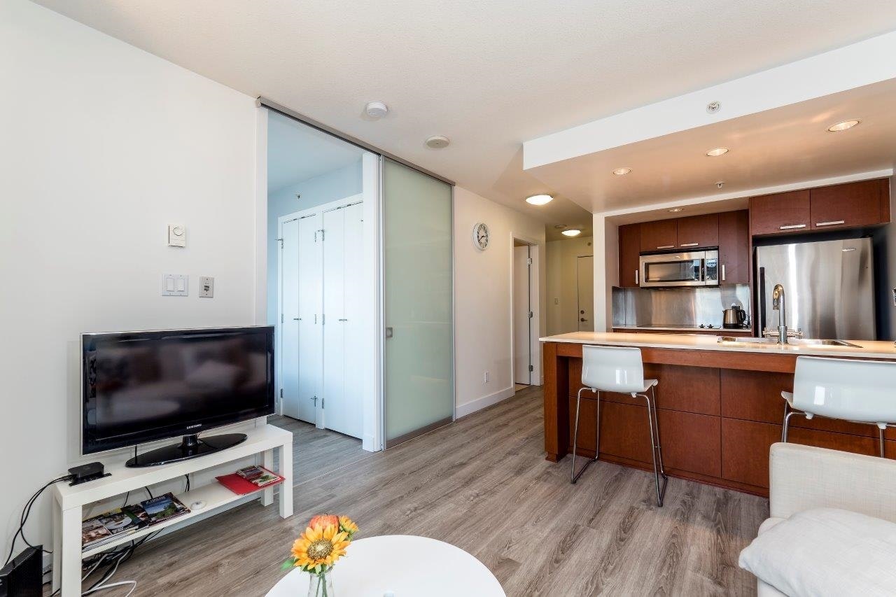 1704-1255 Seymour Street, Vancouver, BC, V6B 0H1