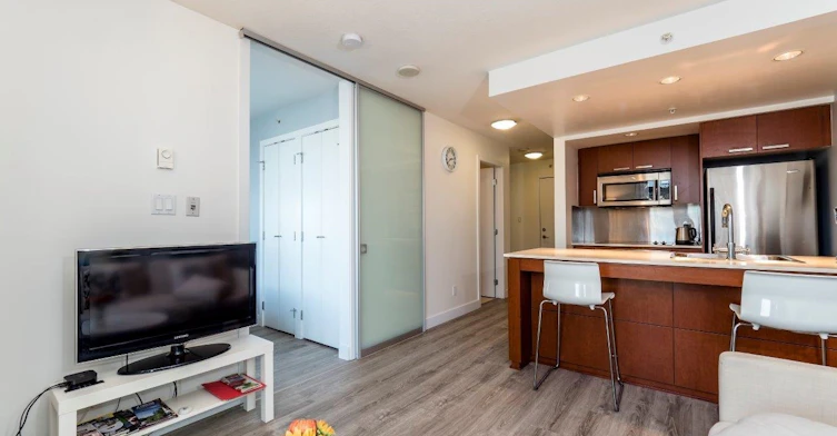 1704-1255 Seymour Street, Vancouver, BC, V6B 0H1
