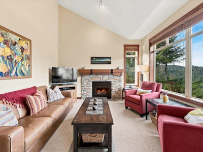 7-2323 Taluswood Place - 3