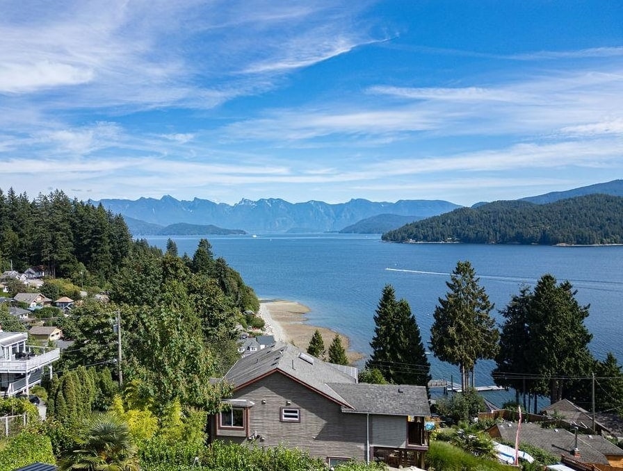 491 Woodland Avenue, Gibsons, BC, V0N 1V1 - 37