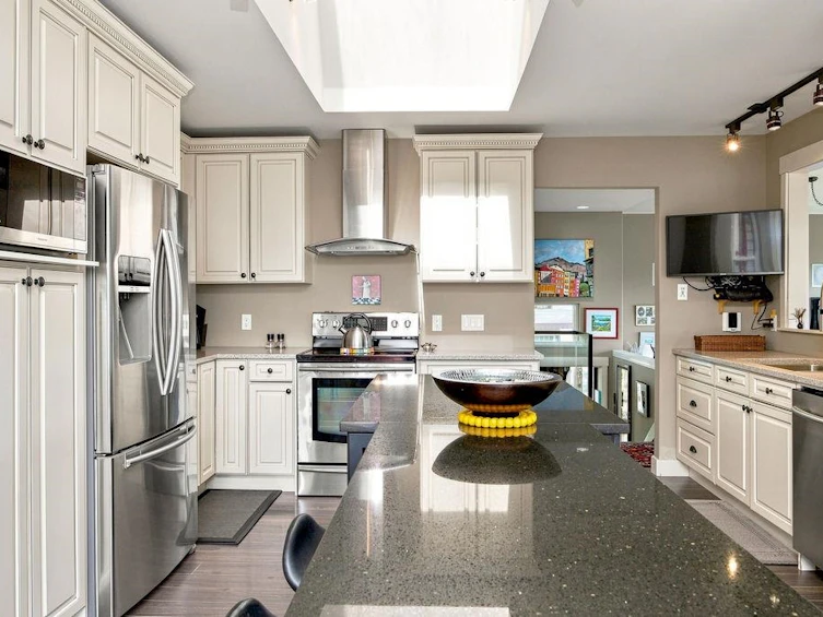 491 Woodland Avenue, Gibsons, BC, V0N 1V1 - 12