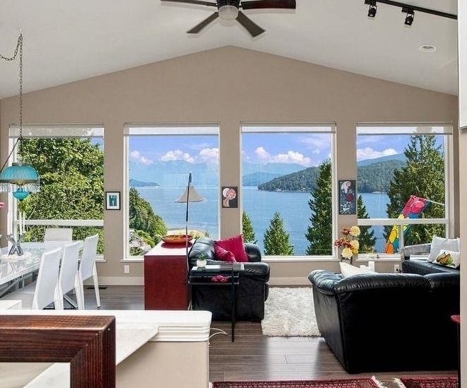 491 Woodland Avenue, Gibsons, BC, V0N 1V1