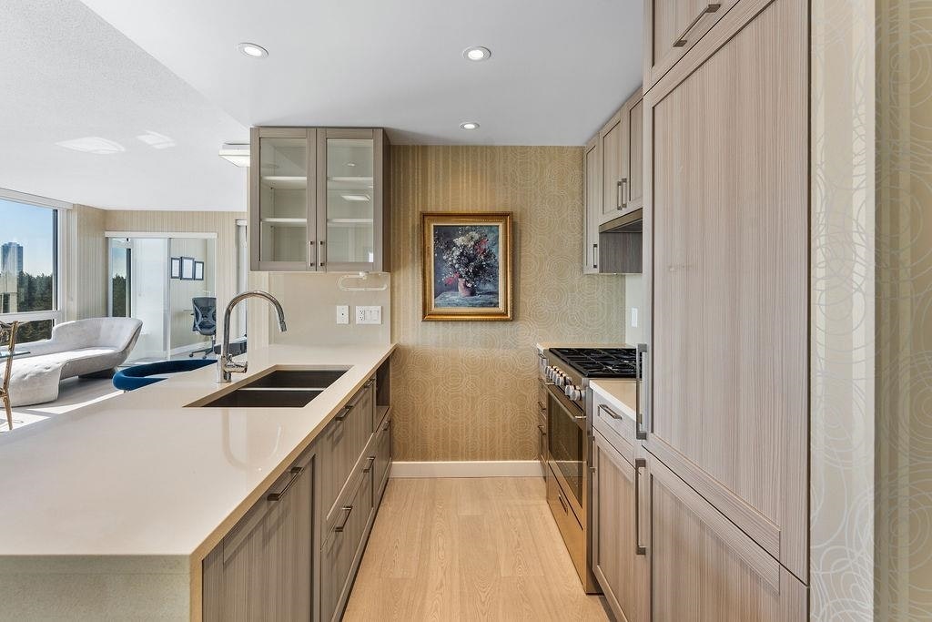 3203-5665 Boundary Road, Vancouver, BC, V5R 0E4 - 10