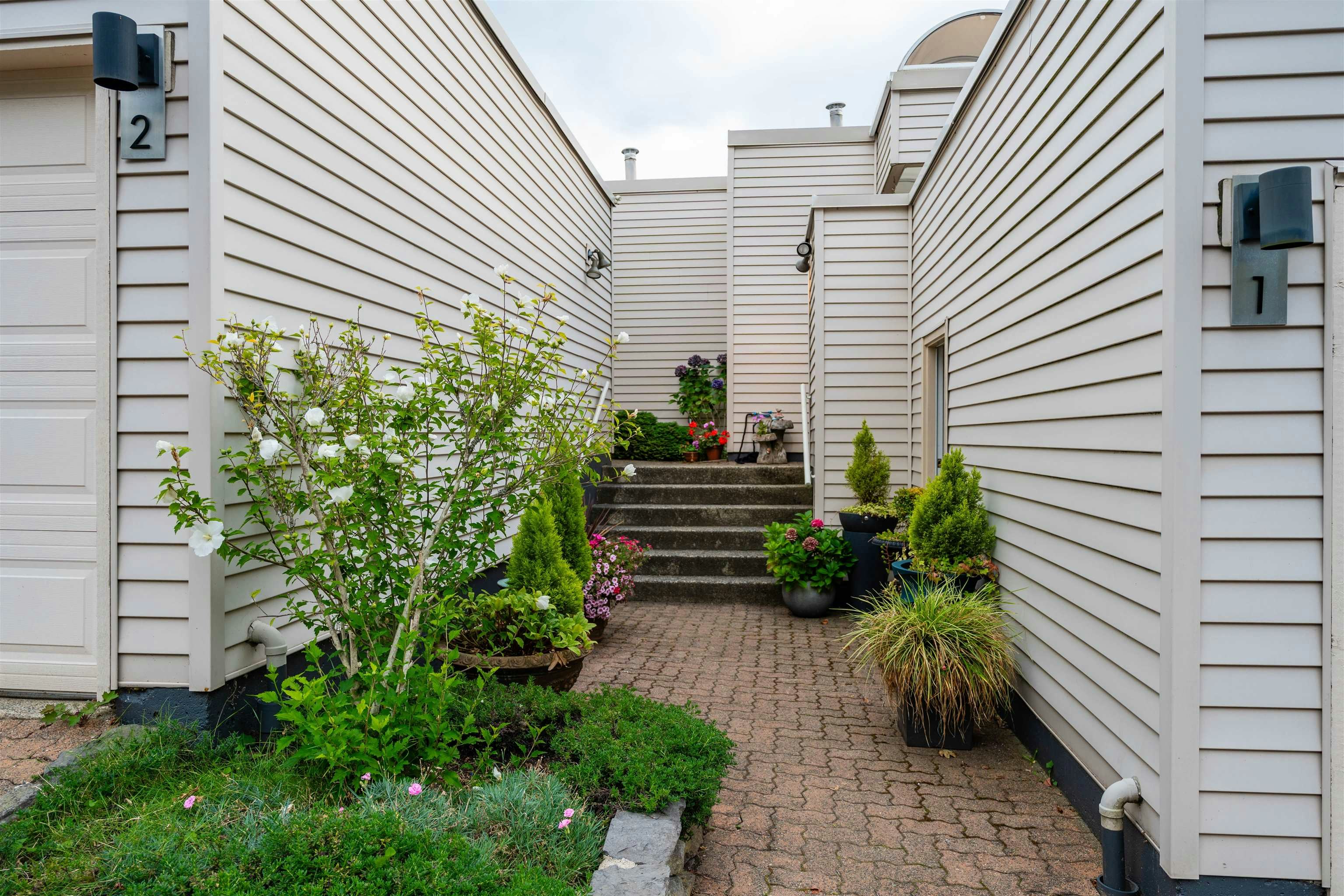 1-2278 Folkestone Way, West Vancouver, BC, V7S 2X7 - 6