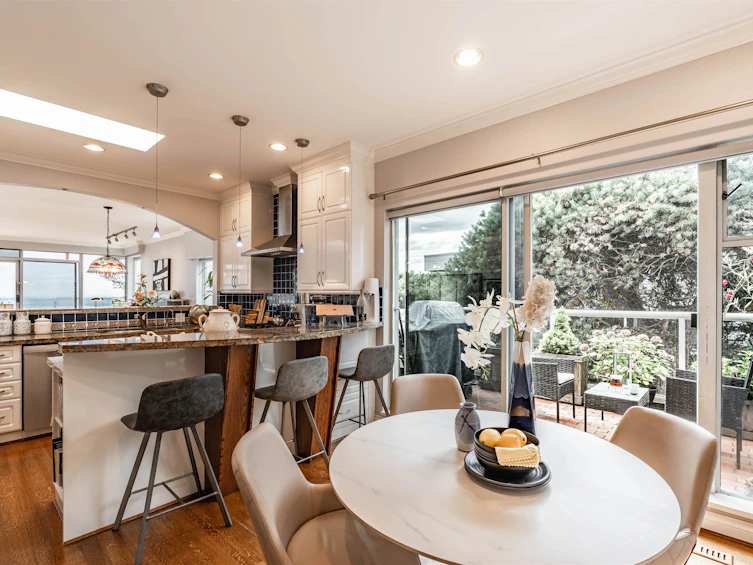 1-2278 Folkestone Way, West Vancouver, BC, V7S 2X7 - 16