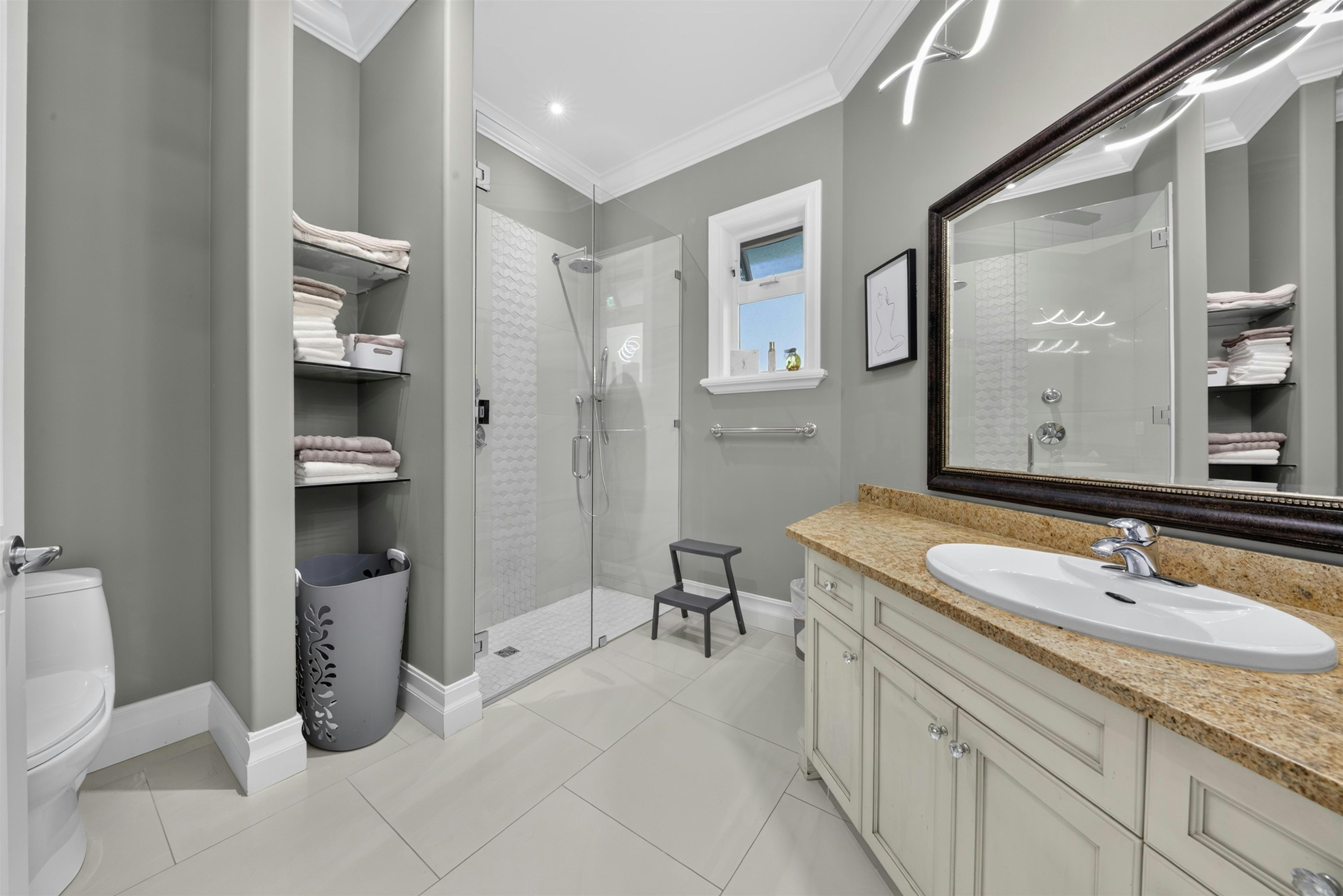 18638 54a Avenue, Surrey, BC, V3S 8L5 - 24